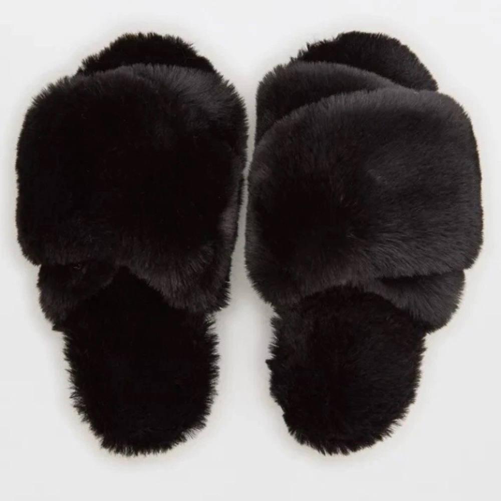 Aerie Black Faux Fur Slide Slippers